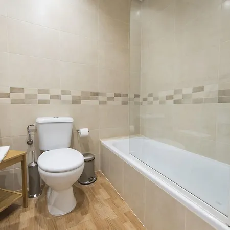 Principe Real Getaway Thistle House Апартаменты Лиссабон