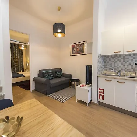 Principe Real Getaway Thistle House Апартаменты *