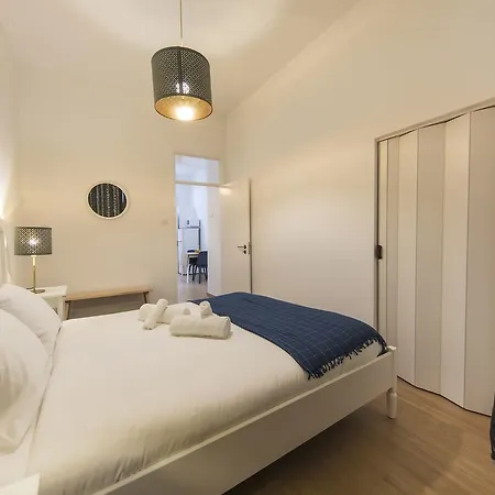 Principe Real Getaway Thistle House Апартаменты *